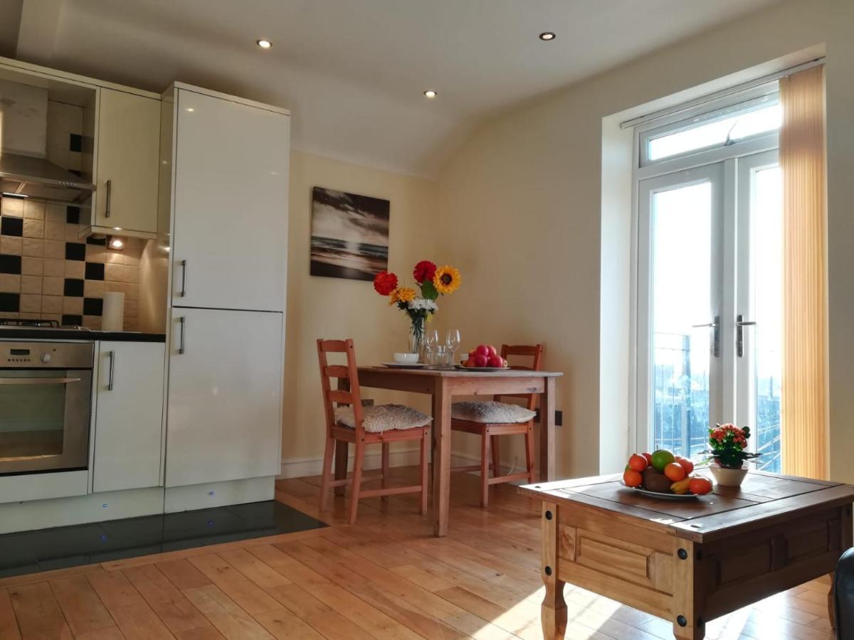 Bright, Modern 1 Bedroom Apartment, Uplands, סוואנסי מראה חיצוני תמונה