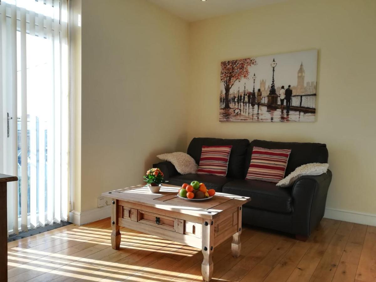 Bright, Modern 1 Bedroom Apartment, Uplands, סוואנסי מראה חיצוני תמונה